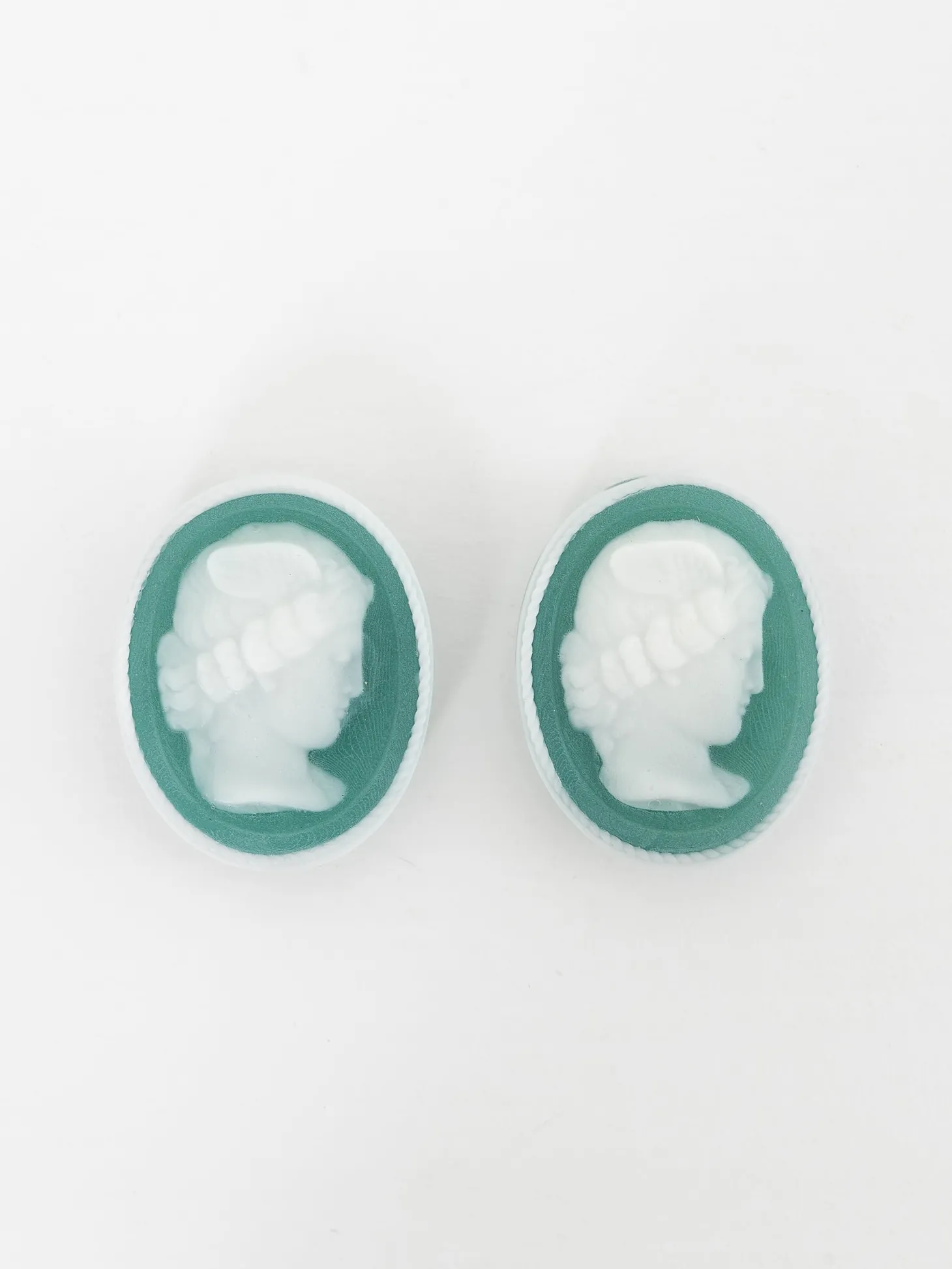 Bridie Hall Diana Intaglio Soap, Aqua Minerals & Sea Kelp