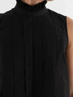 École De Curiosités Valerie Shirt