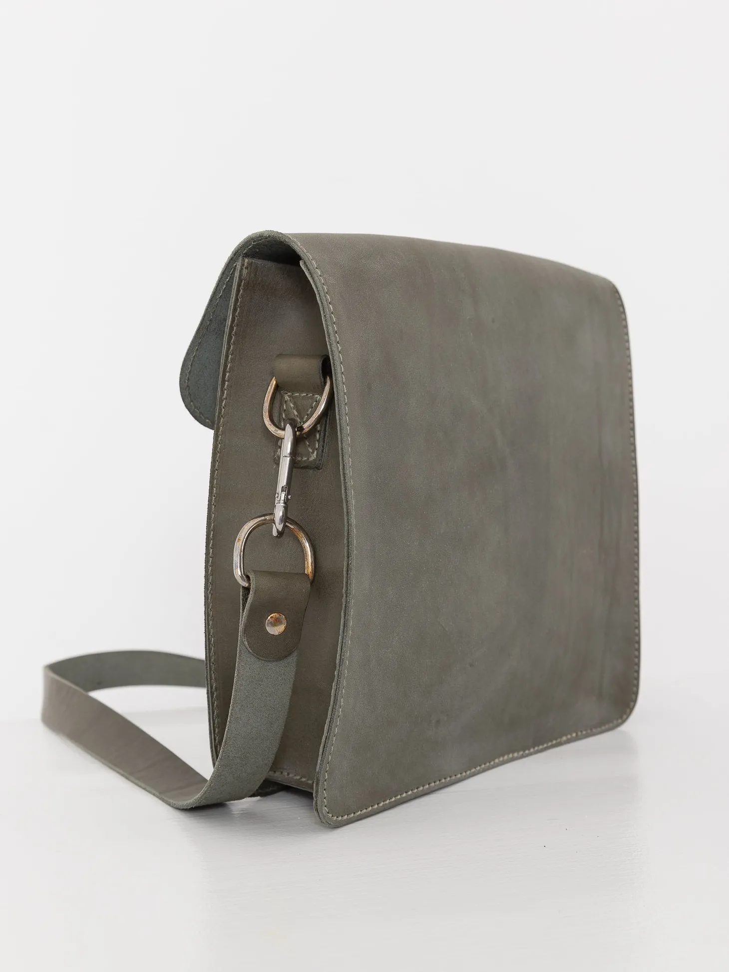 Guidi CM8 Crossbody Satchel