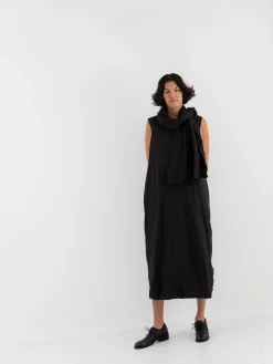 SCHA Long Sleeveless Dress