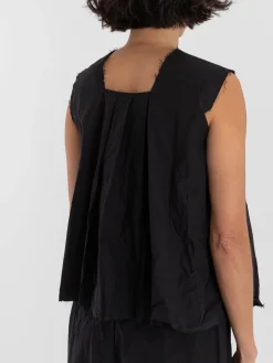 SCHA Sleeveless Top