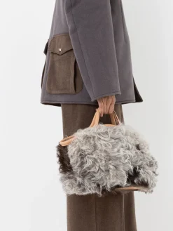 The Backward Vendor Cattle Basket, No. 1