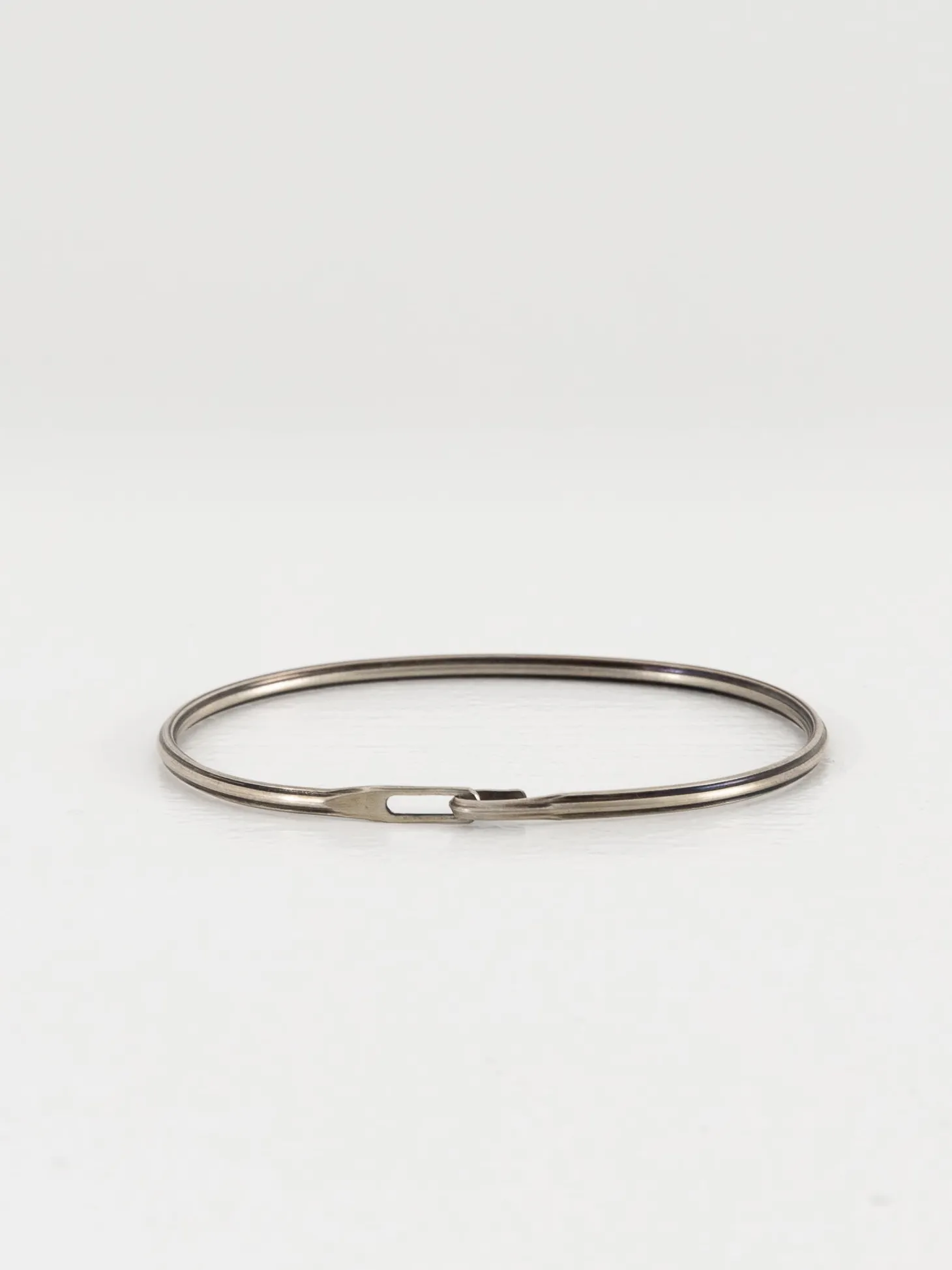 Werkstatt:München Bangle Hook Track