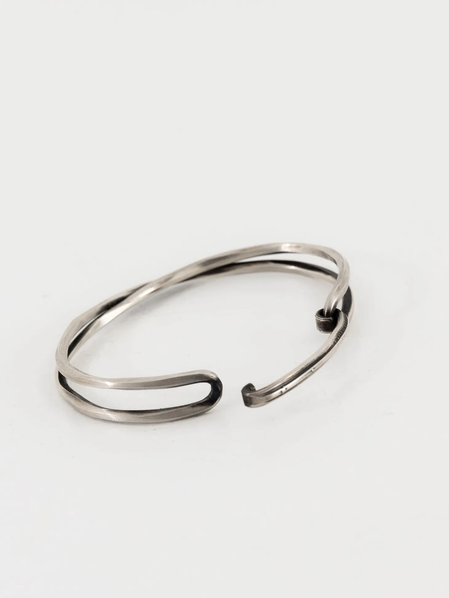 Werkstatt:München Bracelet Crossed